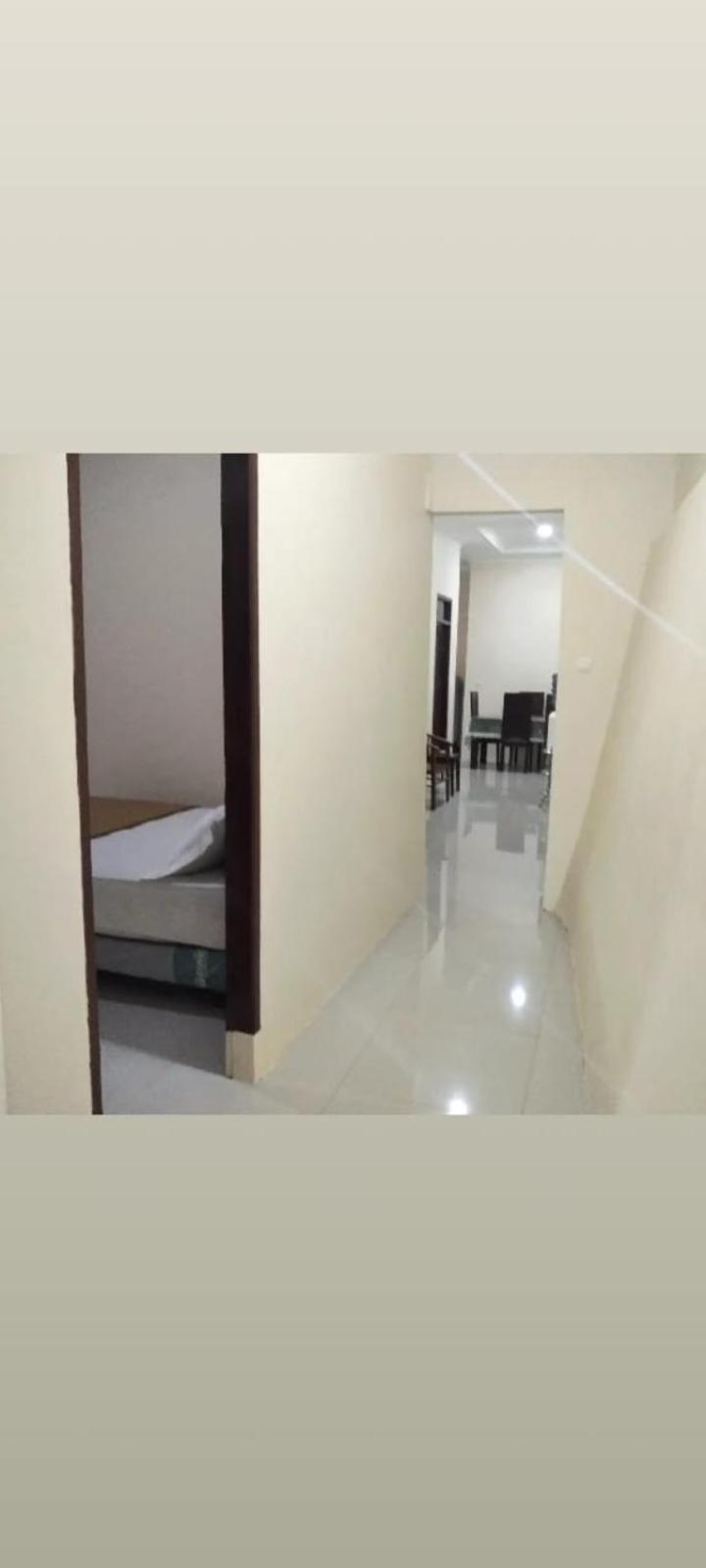Villa Junior Family Cisarua Exterior foto